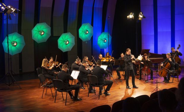 Esemenyek 2026 Csikikamara Aprilis28